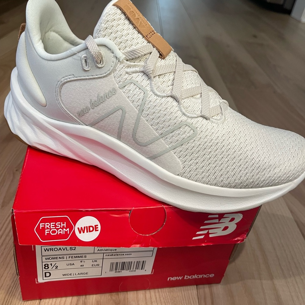 New balance shoes
